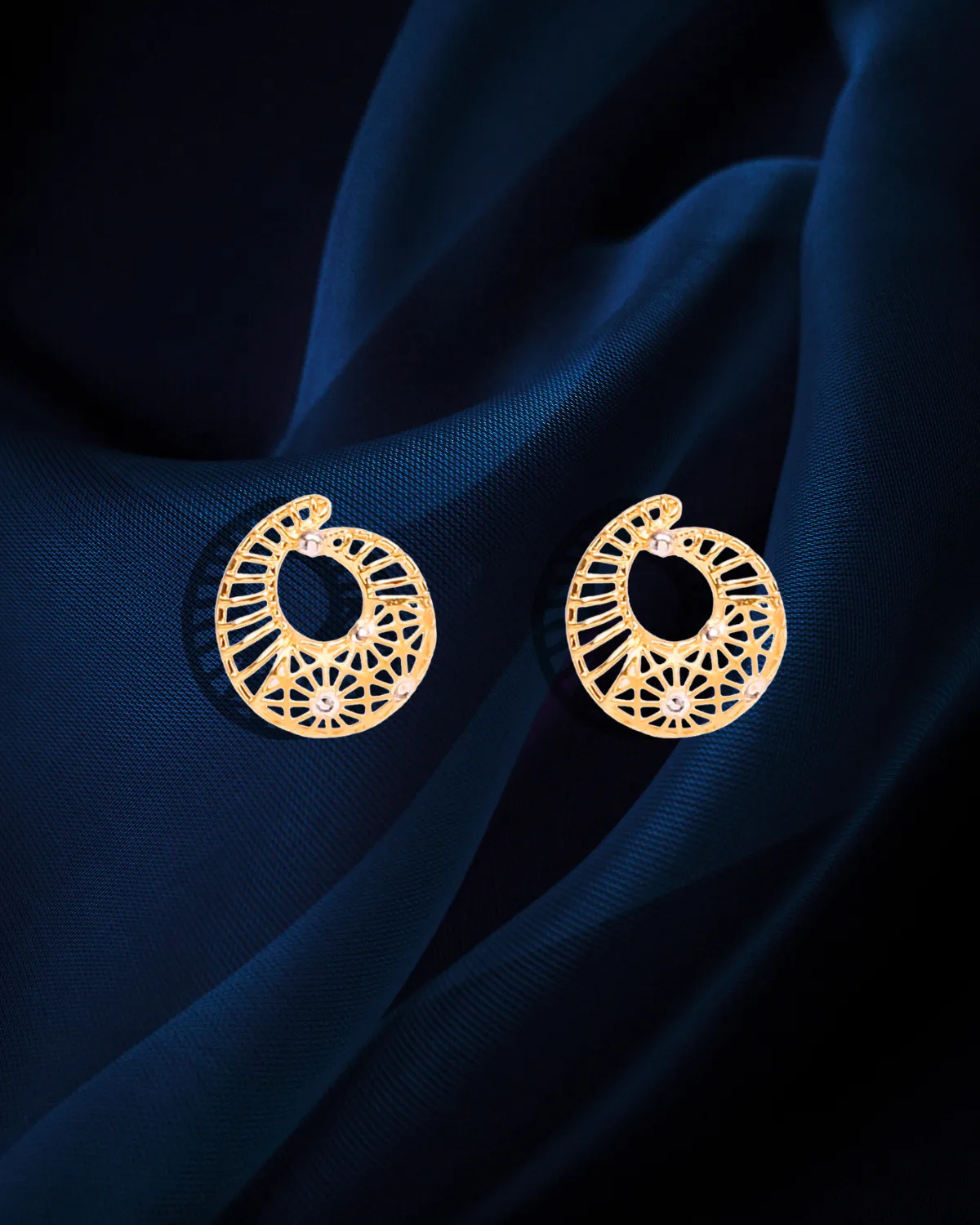 22 KT Designer Gold  Pendant Set (D138)