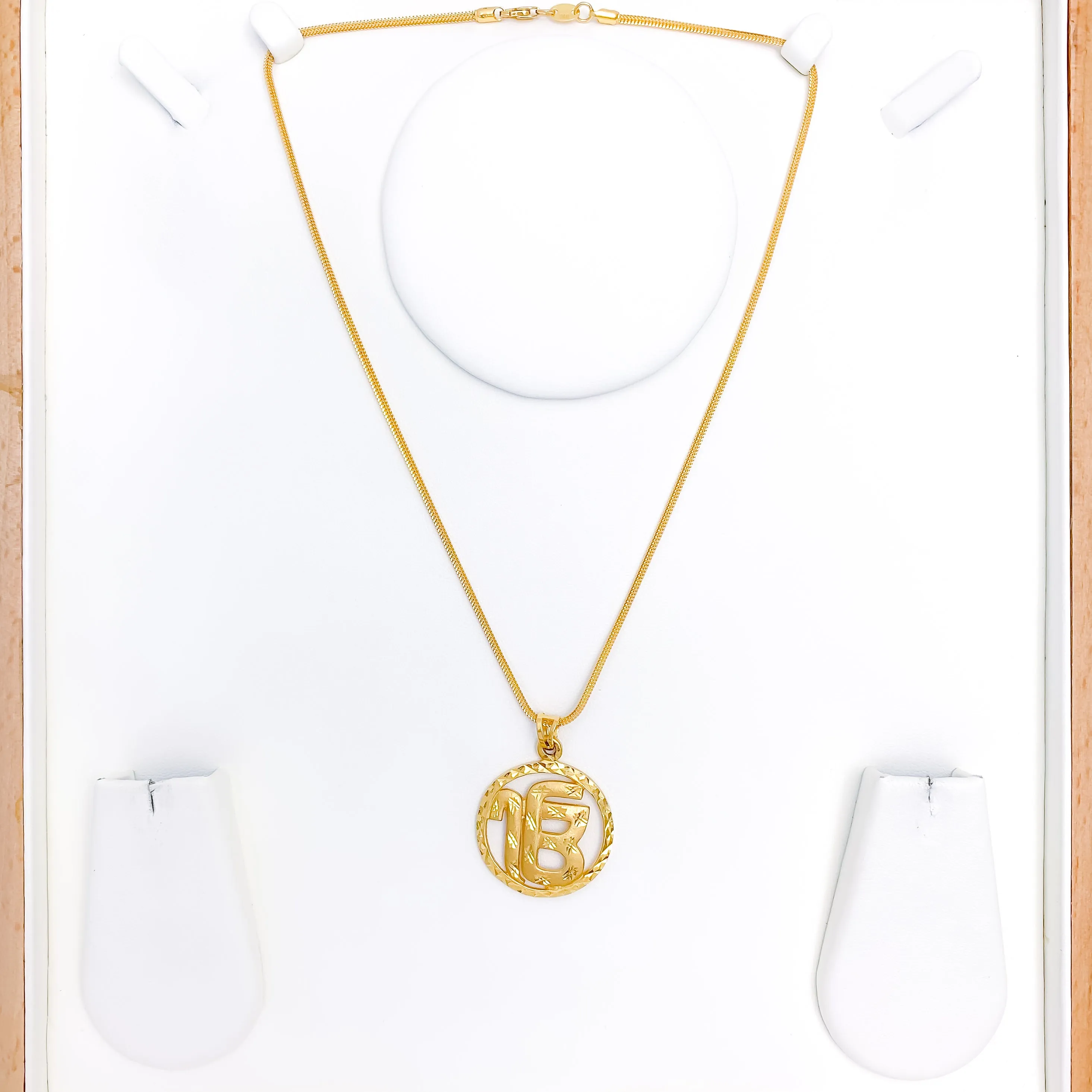 Accented Sikh IK Onkar Pendant