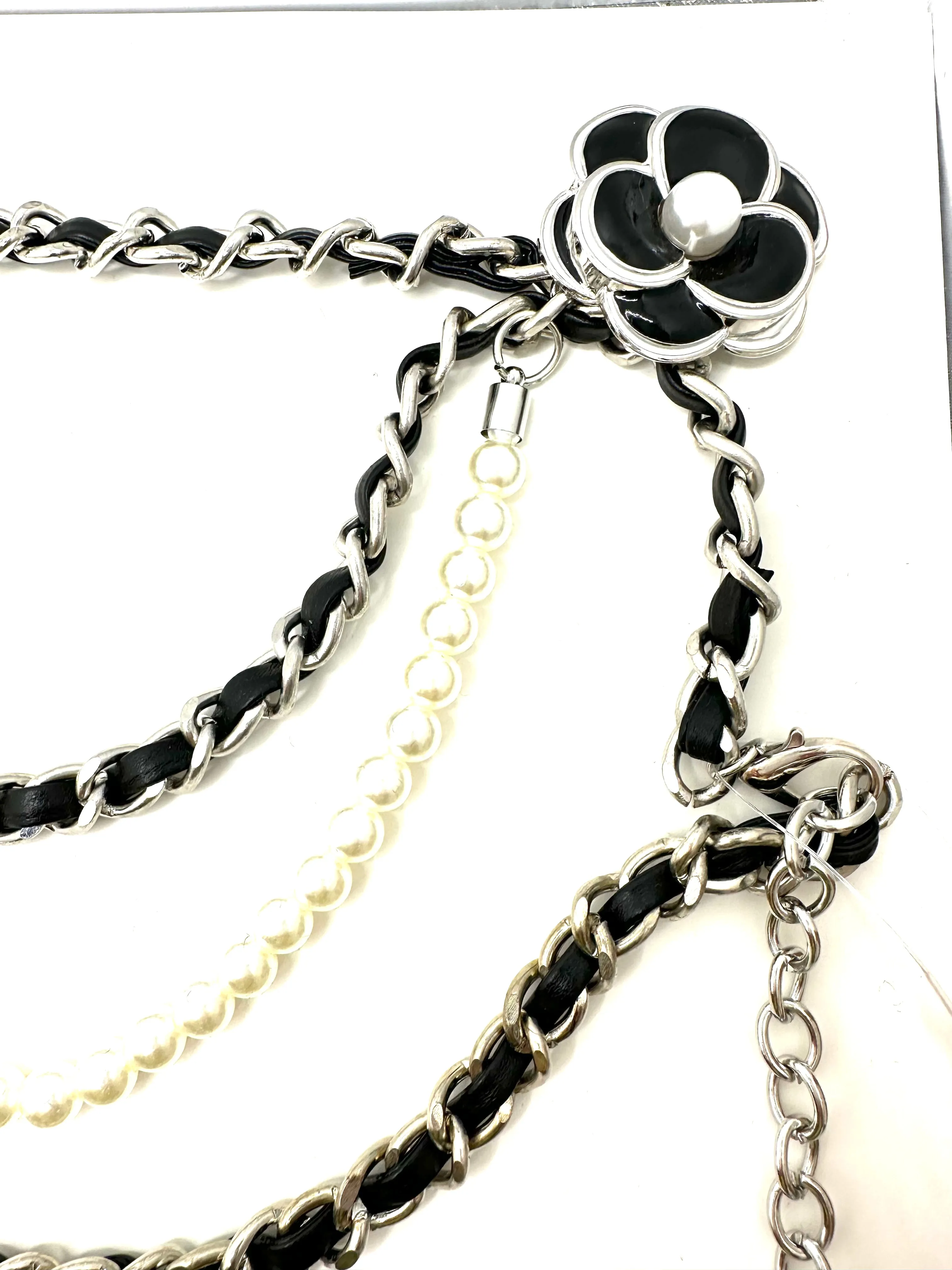 Flower and Pearl Chain Belt