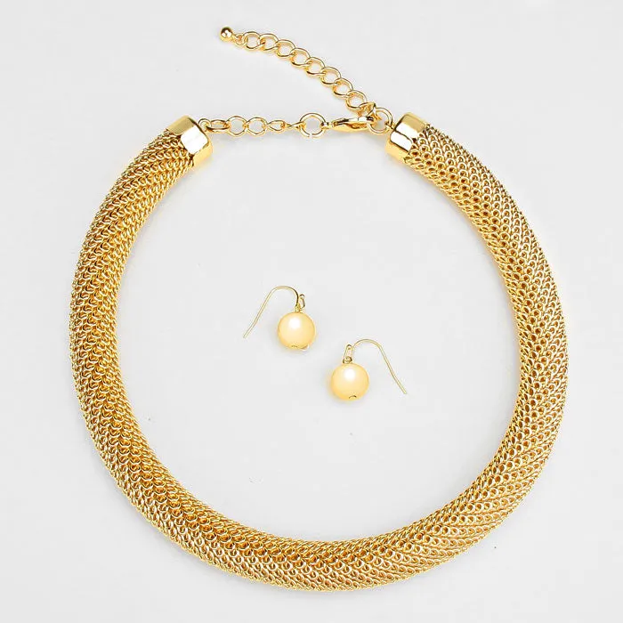 iLLASPARKZ Chunky Metal Choker Necklace