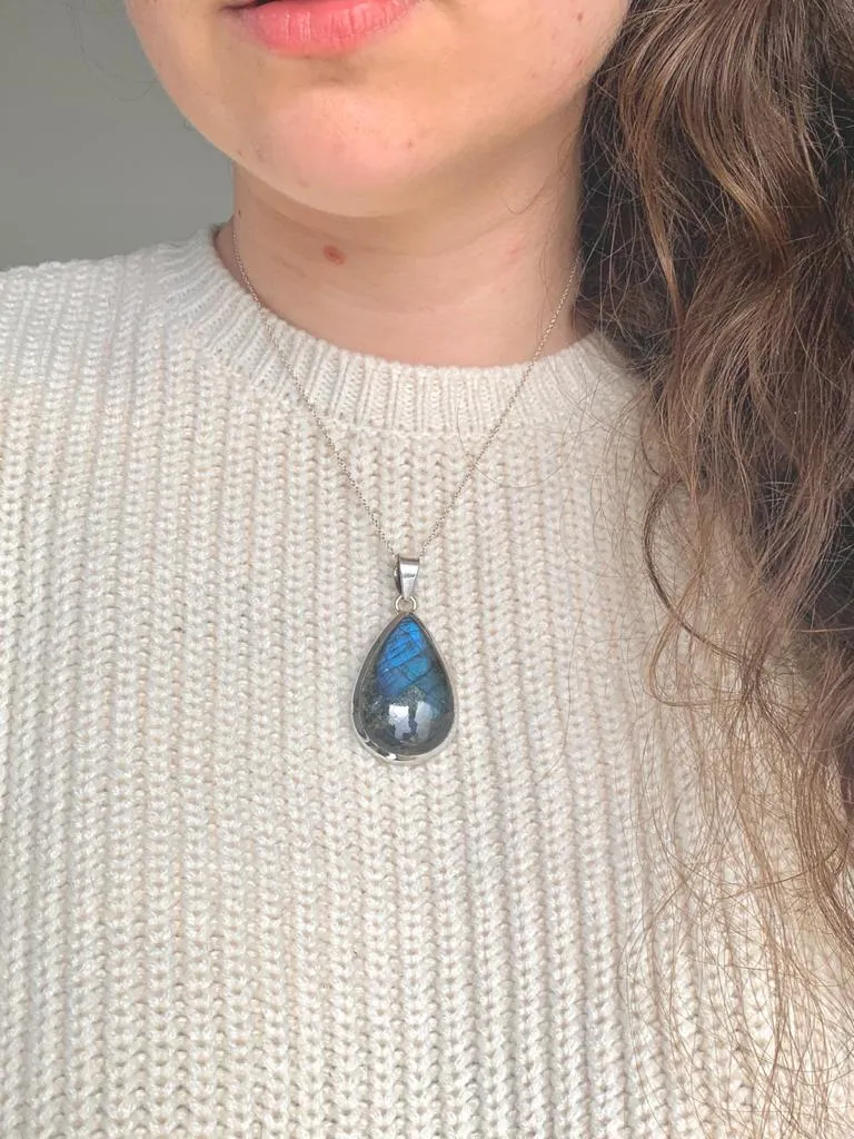 Labradorite Naevia Pendant - Large Teardrop