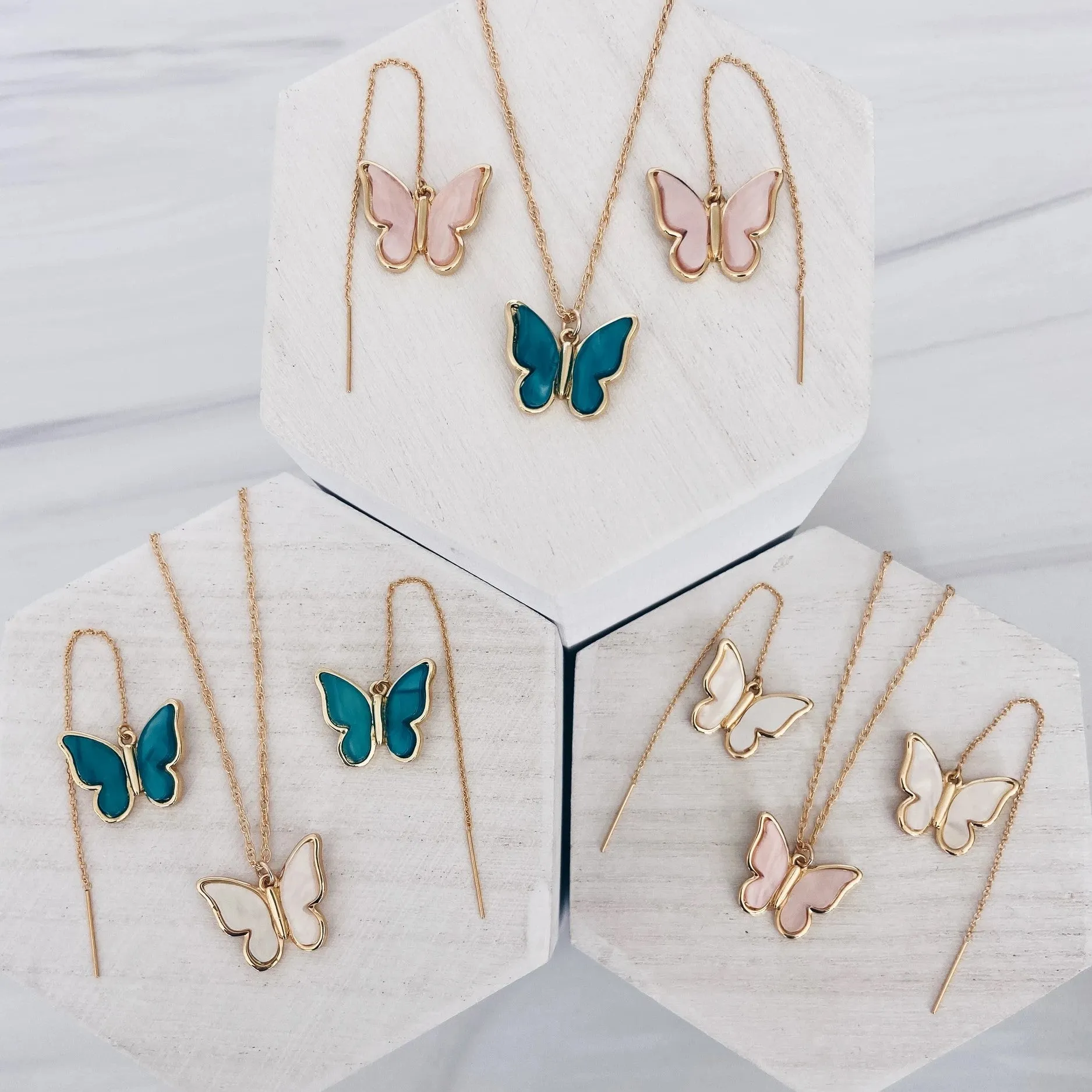 MAC & RY JEWELRY - PEARLIZED ENAMEL BUTTERFLY NECKLACE